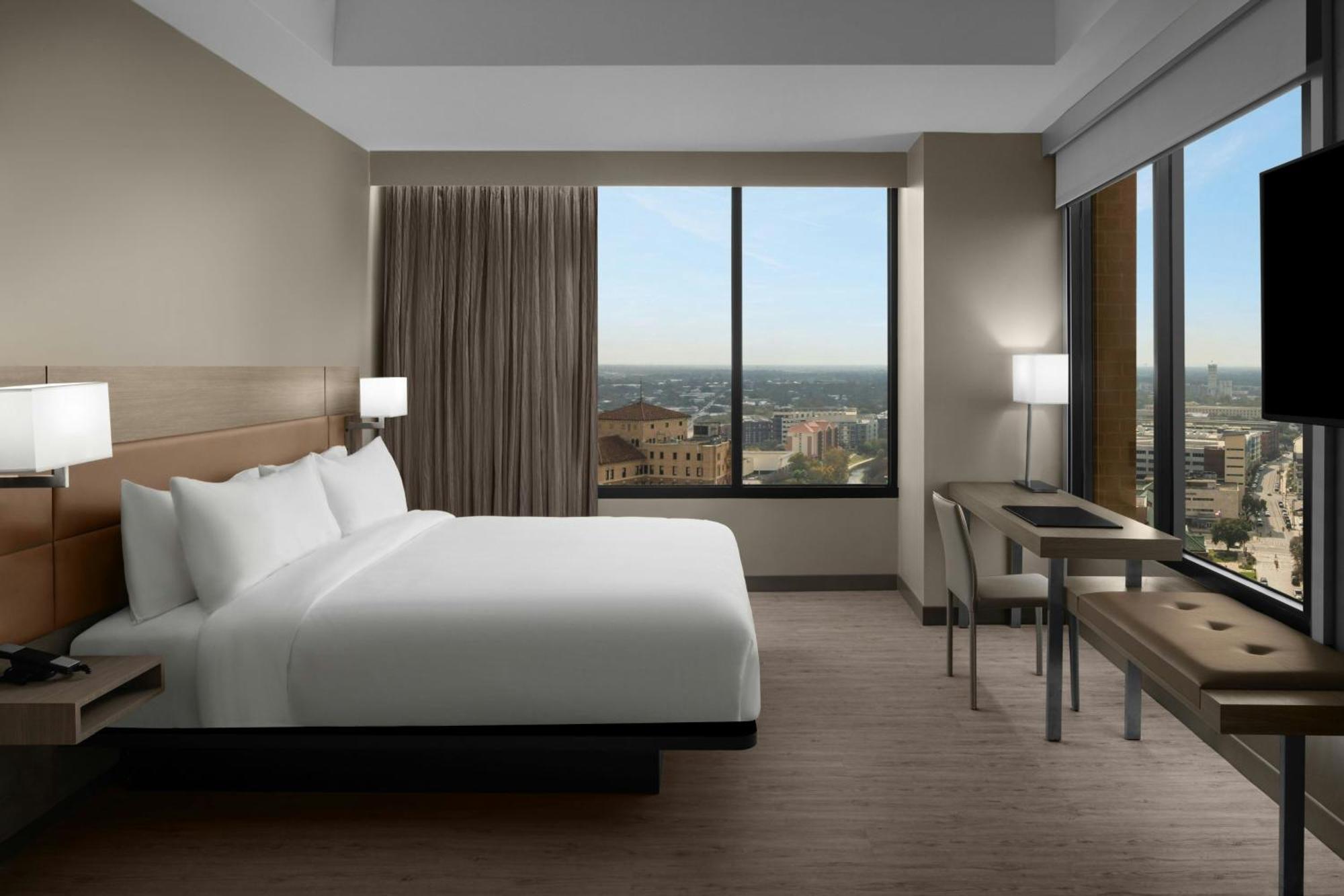 Ac Hotel By Marriott San Antonio Riverwalk Exterior photo